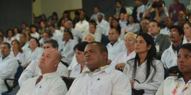 Edital do Mais Médicos abre 6,2 mil vagas em mais de 2 mil municípios