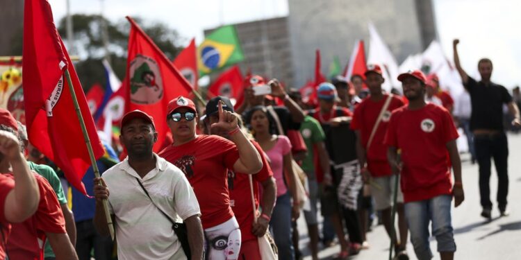 MST defende que CPI é ataque ao movimento e ao governo