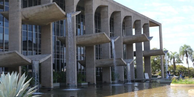 Ministério da Justiça monta força-tarefa contra violência nas escolas