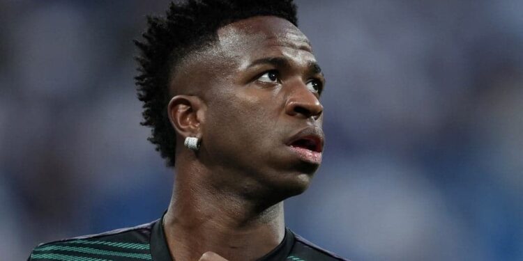Caso Vinicius Junior deve levar luta antirracista para patrocínios e contratos