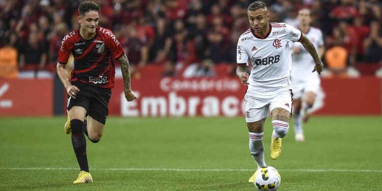Flamengo e Athletico tentam retomar caminho das vitórias no Brasileiro