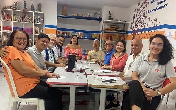 Comissão da UECE visita prévia para início das aulas em Aracati
