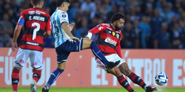 Gabigol quebra recorde, mas Flamengo cede empate ao Racing na Libertadores