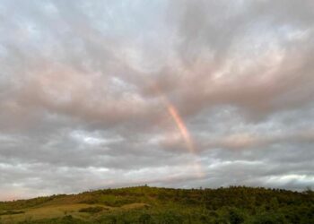 Ceará mantém condições para chuvas isoladas e passageiras neste início de semana