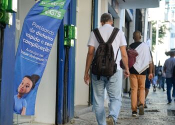 Milhões de brasileiros têm dificuldades de pagar suas dívidas