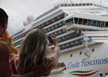 Anvisa revoga restrições sanitárias para embarque em cruzeiros