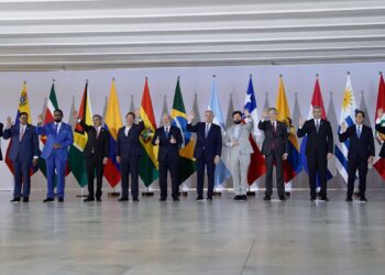 Presidentes criam grupo para definir integração na América do Sul