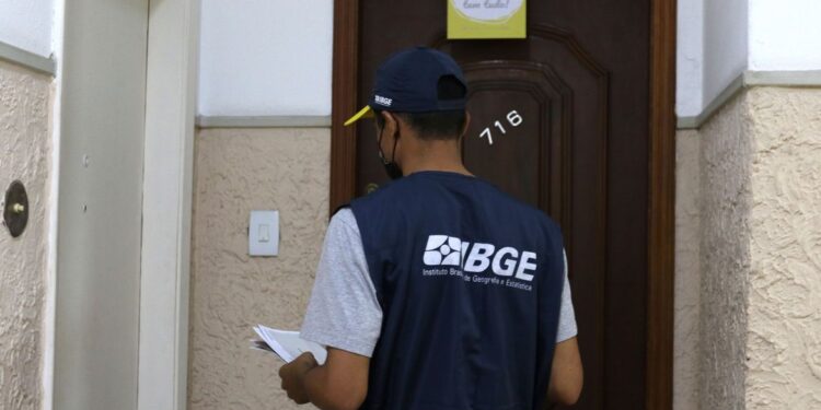 Recenseadores temporários concluem fase de coleta do Censo 2022
