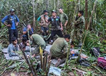 Crianças perdidas na selva colombiana são encontradas após 40 dias
