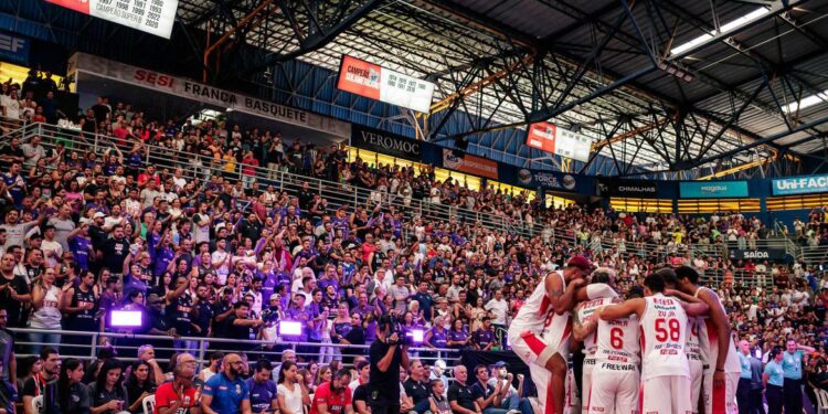Sesi Franca derrota São Paulo e conquista o bicampeonato do NBB