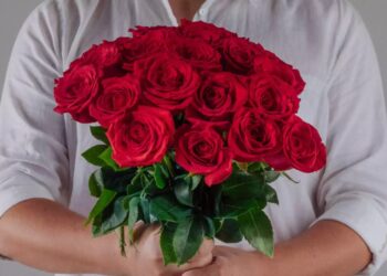 Dia dos Namorados terá reforço de 50 toneladas de rosas colombianas