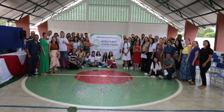 Ceará tem duas escolas classificadas no top 10 do Prêmio Melhores Escolas do Mundo