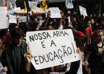 Secretários de Educação levam ao MEC proposta para Novo Ensino Médio