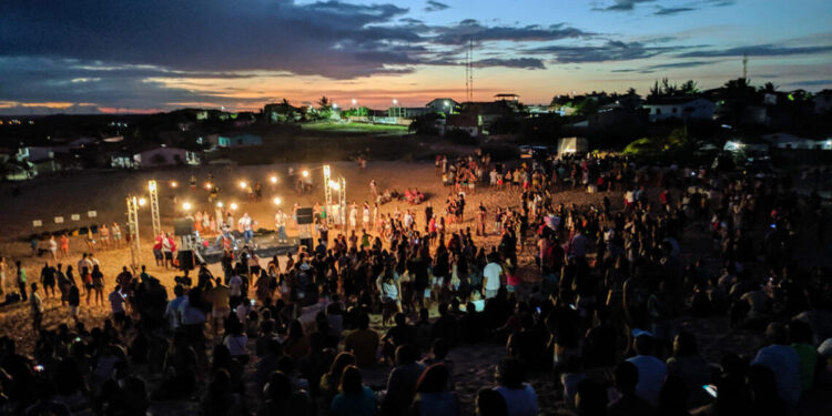 É hoje: Prefeitura do Aracati realiza Sunset em Canoa Quebrada no último final de semana das férias