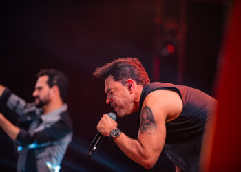 Zezé Di Camargo e Luciano e Forró Real agitam primeira noite do São João do Aracati 2023