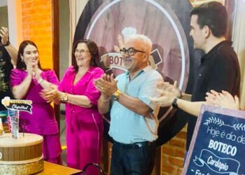 Chaparral comemora aniversário com família e amigos