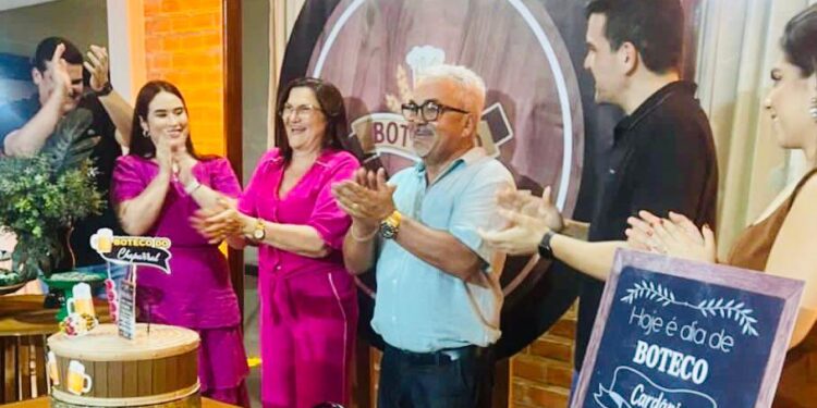 Chaparral comemora aniversário com família e amigos