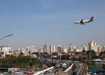 Número de turistas estrangeiros no Brasil cresce 108% em 2023