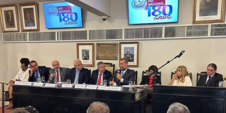 INSS: volta de bônus de produtividade deve ser assinada esta semana