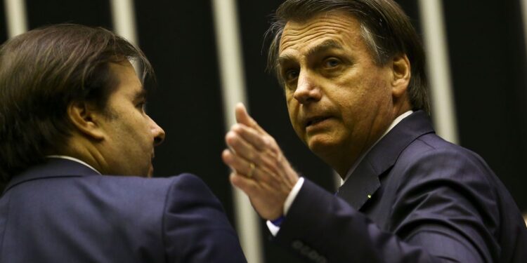 Justiça arquiva ação de Maria do Rosário contra Jair Bolsonaro