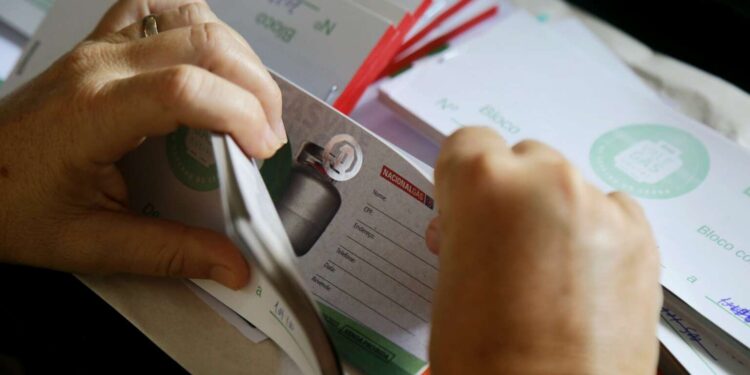 210 mil famílias cearenses serão beneficiadas com segunda entrega do Vale-Gás Social