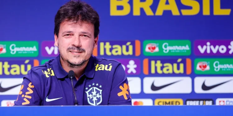 Eliminatórias: Fernando Diniz convoca Seleção Brasileira pela primeira vez