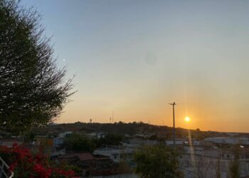 Com tempo estável, máximas deverão seguir em torno dos 37 ºC no Ceará