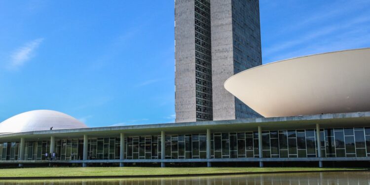 Congresso retoma atividades com depoimentos de ex-Abin e ex-GSI 