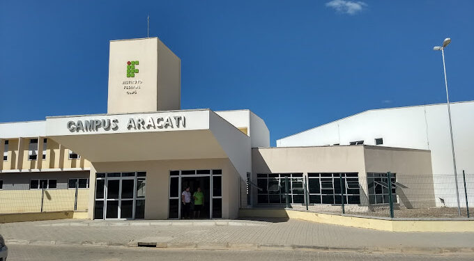 IFCE Aracati abre 130 vagas para cursos técnicos em Aquicultura, Informática, Química e Guia de Turismo