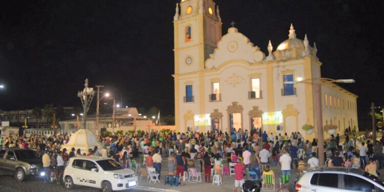 Aracati se prepara para os festejos da padroeira Nossa Senhora do Rosário