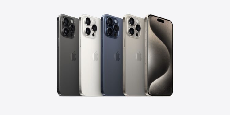 Apple anuncia iPhone 15 com mais zoom, processamento e cabo de Android