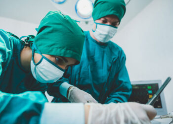 Ceará aprova piso da Enfermagem para profissionais da rede estadual