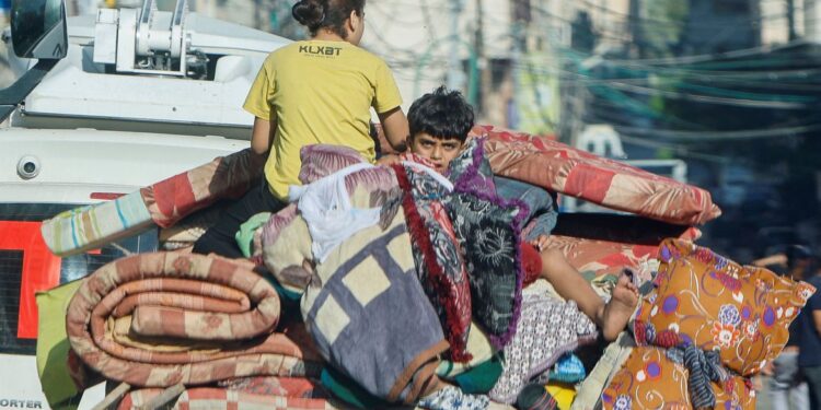 Brasileiros podem deixar Gaza nesta segunda, diz embaixador na Cisjordânia