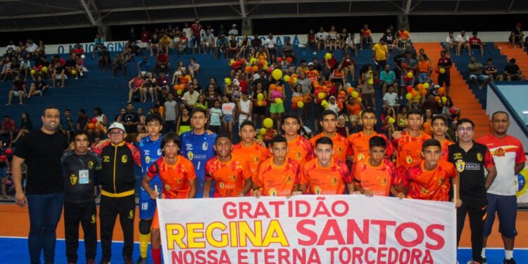 É hoje: Seleção de Aracati do Futsal Sub-15 decide título contra Limoeiro