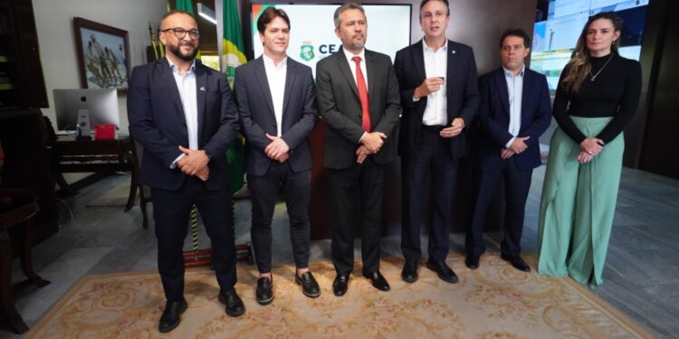 Curso de Medicina da Unilab em Baturité está em processo de criação, anunciam Camilo Santana e Elmano de Freitas