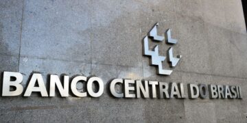 Mercado reduz previsão da inflação de 4,75% para 4,65% este ano