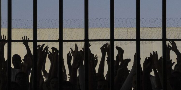 Privados de liberdade têm até sexta-feira para se inscrever no Enem
