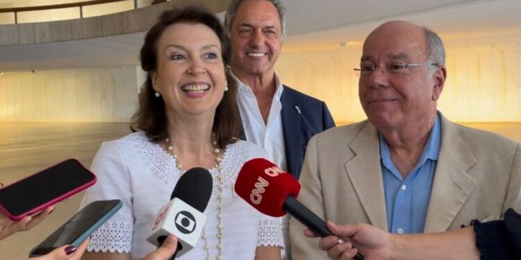 Reunião entre Vieira e chanceler de Milei indica avanço do Mercosul