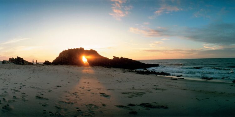 Governo do Ceará e União assinam acordo de gestão compartilhada do Parque Nacional de Jericoacoara