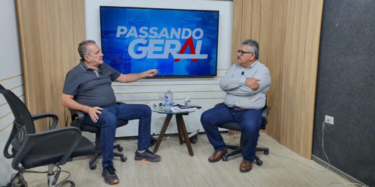 Bismarck fala ao vivo à Sinal nesta sexta-feira (15)