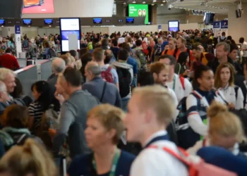 Principais aeroportos do país preveem movimento intenso no Natal