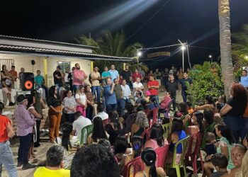 Bismarck realiza Roda de Conversa na comunidade das lagoas e assina ordem de serviço para estrada