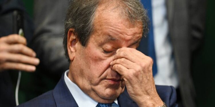 Presidente nacional do PL é preso em flagrante por porte ilegal de arma de fogo