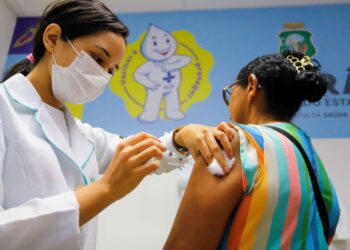 Ceará inicia campanha de vacinação contra a gripe com grupos prioritários