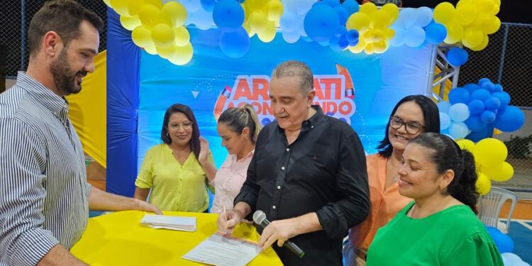 Prefeito do Aracati anuncia mais investimentos para a Educação