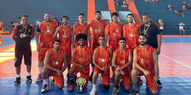 Seleção de Basquete de Aracati disputa fase final da Liga de Basquete do Interior