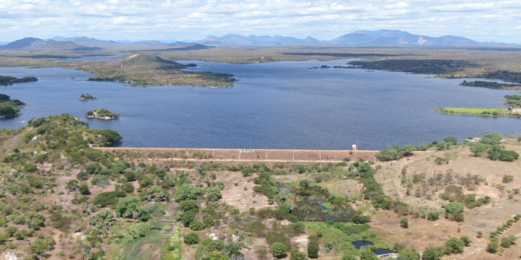 Sobe para sete o número de açudes sangrando no Ceará em 2024