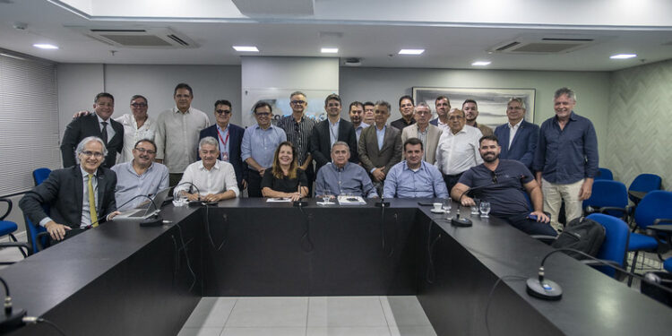 Encontro entre Fecomércio e BNB discute linhas de crédito