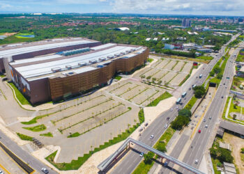 Inaugurado por Bismarck Maia, Centro de Eventos irá sediar desde congressos à conferência internacional em maio