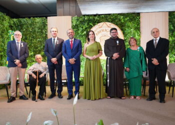 Governo do Ceará entrega Medalha da Abolição 2024 a personalidades que contribuíram para o reconhecimento do Estado